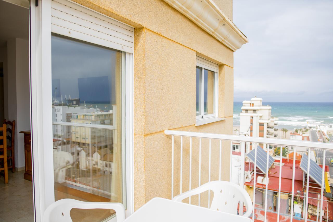Apartamentos Turisticos Biarritz - Bloque I Гандия Экстерьер фото
