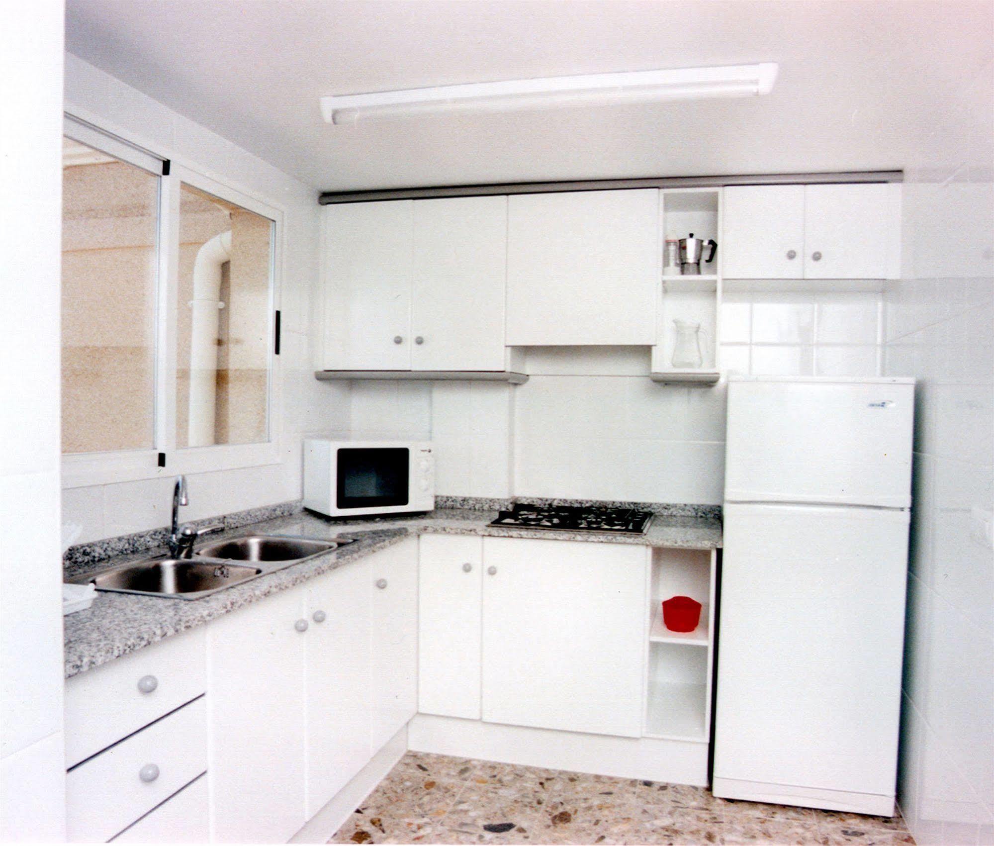 Apartamentos Turisticos Biarritz - Bloque I Гандия Экстерьер фото