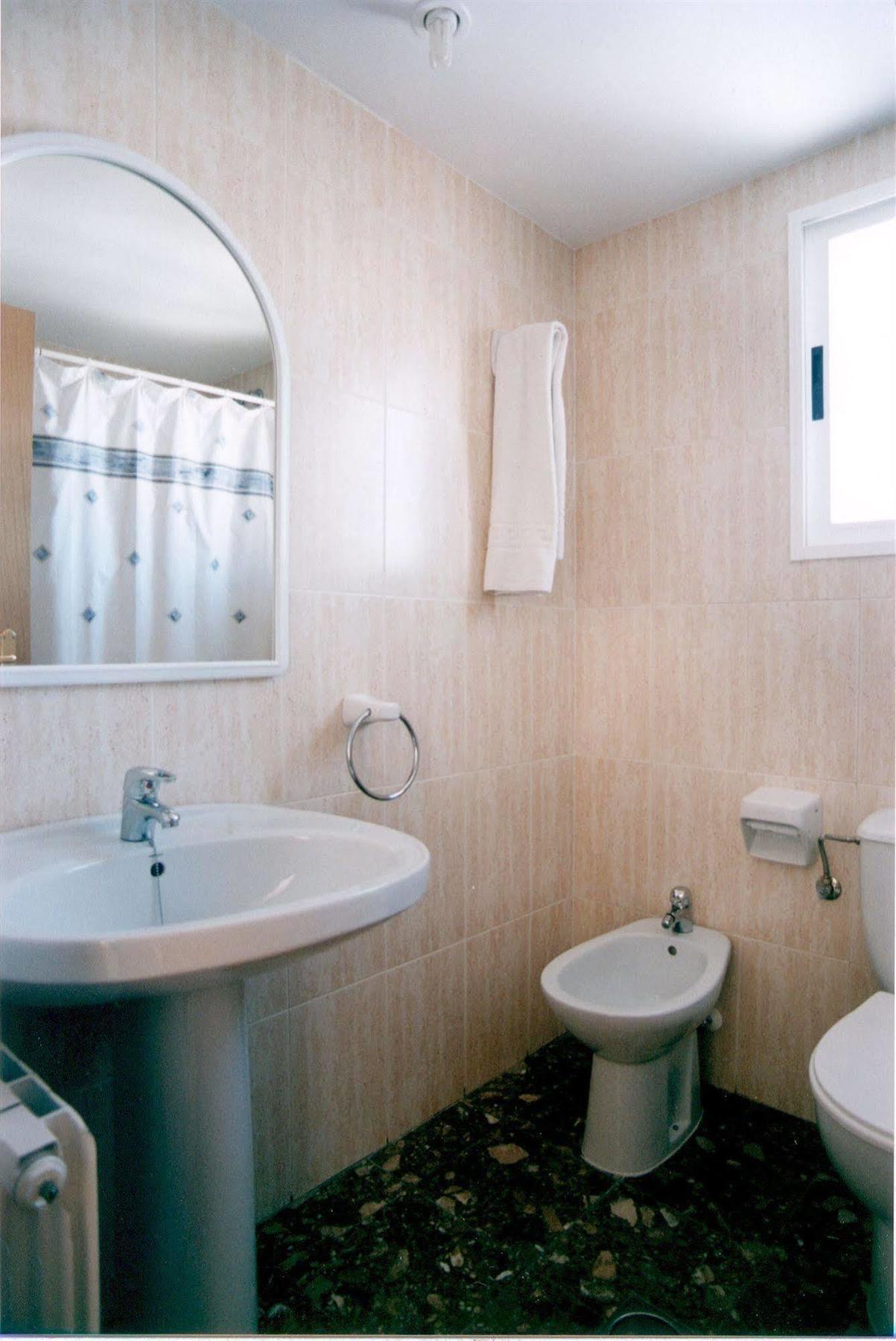 Apartamentos Turisticos Biarritz - Bloque I Гандия Экстерьер фото